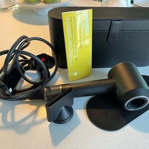 DYSON Supersonic Blow Dryer Black STORAGE Case Hair Dryer with 3 attachm…